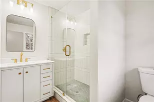 61 Barrett Cir SE, Marietta, GA 30060 - Photo 3