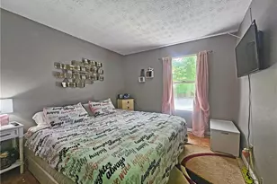 708 Greenhedge Dr, Stone Mountain, GA 30088 - Photo 11