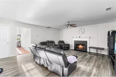 3686 Campbell Creek Circle, Snellville, GA 30039 - Photo 9