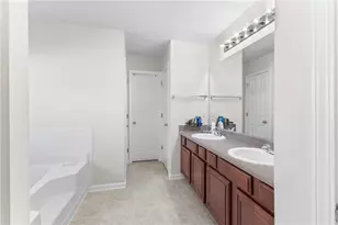 3686 Campbell Creek Cir, Snellville, GA 30039 - Photo 21