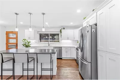 2002 Kenwood Place SE, Smyrna, GA 30082 - Photo 7