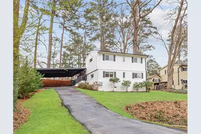 2002 Kenwood Place SE, Smyrna, GA 30082 - Photo 3