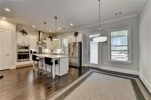 1372 Doublegate Dr, Atlanta, GA 30319 - Photo 9