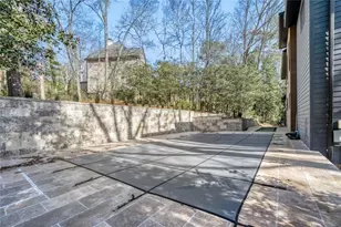 4250 Carmain Dr NE, Atlanta, GA 30342 - Photo 31