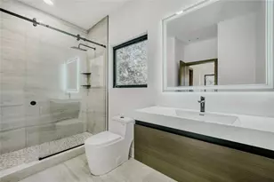 4250 Carmain Dr NE, Atlanta, GA 30342 - Photo 25