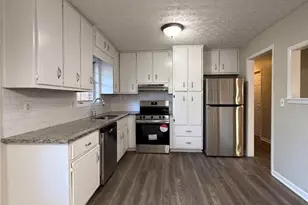 7016 Adel Ln, Riverdale, GA 30274 - Photo 5