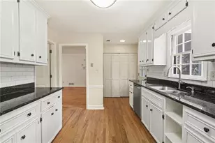 910 Windsor Trail, Roswell, GA 30076 - Photo 13