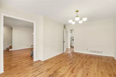 910 Windsor Trl, Roswell, GA 30076 - Photo 11