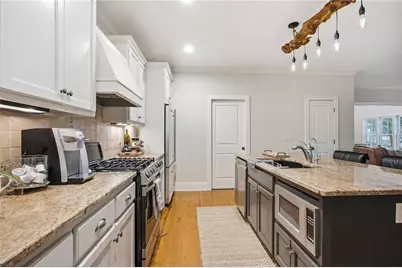 169 Hubbard Road, Woodstock, GA 30188 - Photo 5