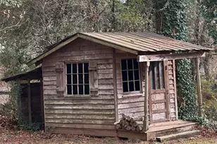 933 Viking Dr, Stone Mountain, GA 30083 - Photo 89