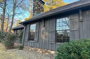 933 Viking Dr, Stone Mountain, GA 30083 - Photo 7