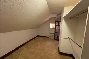 933 Viking Dr, Stone Mountain, GA 30083 - Photo 43