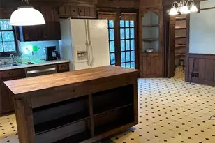 933 Viking Dr, Stone Mountain, GA 30083 - Photo 37