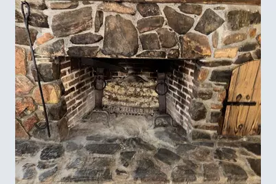 933 Viking Drive, Stone Mountain, GA 30083 - Photo 23