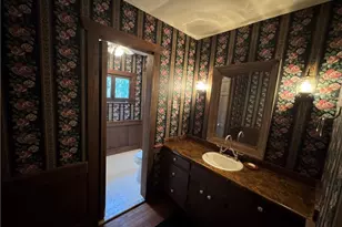 933 Viking Dr, Stone Mountain, GA 30083 - Photo 49