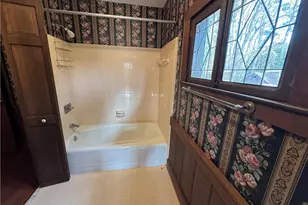 933 Viking Dr, Stone Mountain, GA 30083 - Photo 65