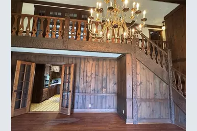 933 Viking Drive, Stone Mountain, GA 30083 - Photo 17