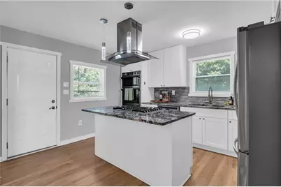 3910 Clairmont Road, Atlanta, GA 30341 - Photo 9