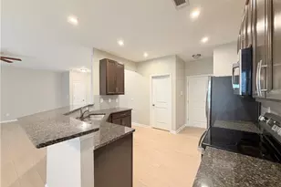 82 Charcoal Ives Dr, Lawrenceville, GA 30045 - Photo 7