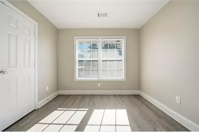 1240 Pinedale Circle NW, Conyers, GA 30012 - Photo 17