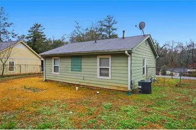 1835 Waldrep Circle SE, Marietta, GA 30060 - Photo 5