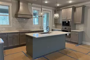 105 Maney Dr, Statham, GA 30666 - Photo 5