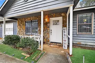 235 Montego Cir, Riverdale, GA 30274 - Photo 5