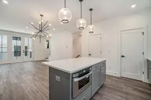 1829 Gotham Ln, Atlanta, GA 30324 - Photo 9