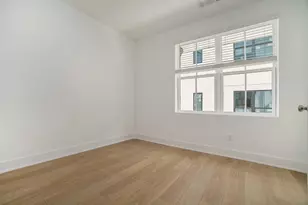 1829 Gotham Ln, Atlanta, GA 30324 - Photo 11