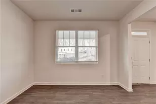 393 Walnut Grv Wy, Pendergrass, GA 30567 - Photo 5