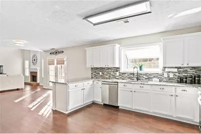 2828 Amhurst Way NW, Kennesaw, GA 30144 - Photo 9