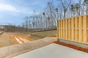 761 Woods Chapel Rd, Sugar Hill, GA 30518 - Photo 33