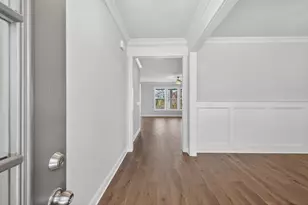 5583 Spring St, Flowery Branch, GA 30542 - Photo 3