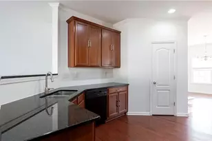 2464 Mildon Hall Ln, Lawrenceville, GA 30043 - Photo 23