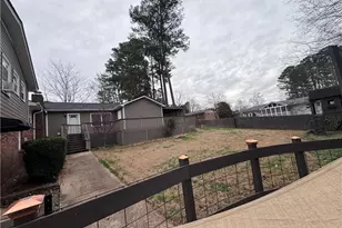 3954 Manhattan Dr NE, Kennesaw, GA 30144 - Photo 5