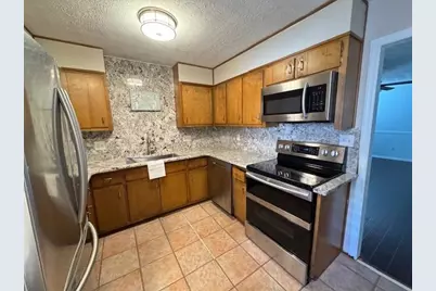 3954 Manhattan Drive NE, Kennesaw, GA 30144 - Photo 11