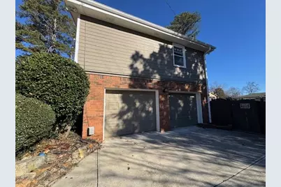 3954 Manhattan Drive NE, Kennesaw, GA 30144 - Photo 3