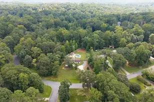 1365 Ridgefield Dr, Roswell, GA 30075 - Photo 35