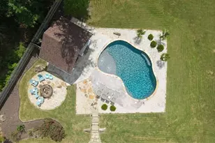 1365 Ridgefield Dr, Roswell, GA 30075 - Photo 1