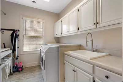 5960 Winterthur Drive, Atlanta, GA 30328 - Photo 49