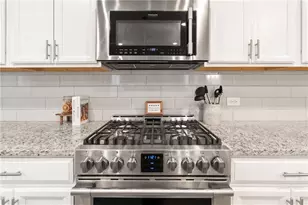 4437 Waxwing St, Hoschton, GA 30548 - Photo 17