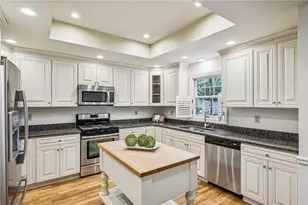 52 Ivy Chase NE, Atlanta, GA 30342 - Photo 11