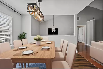 2400 Hampton Estates Drive SW, Marietta, GA 30008 - Photo 7