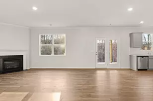 4023 Peregrine Wy, Gainesville, GA 30506 - Photo 9