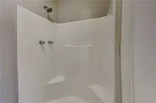 220 Sabrina Ct, Woodstock, GA 30188 - Photo 7