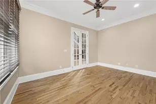 225 Lake Summit View, Atlanta, GA 30342 - Photo 7