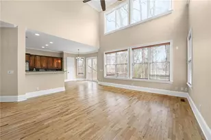 225 Lake Summit View, Atlanta, GA 30342 - Photo 15