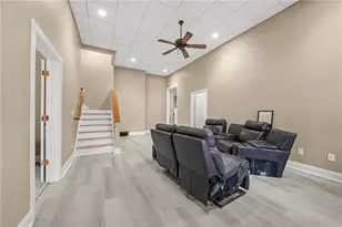 225 Lake Summit View, Atlanta, GA 30342 - Photo 35