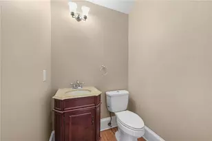 225 Lake Summit View, Atlanta, GA 30342 - Photo 31