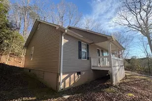 124 Tradewinds Rd, Cleveland, GA 30528 - Photo 3